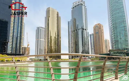 Pros & Cons of Living in Jumeirah Lake Towers